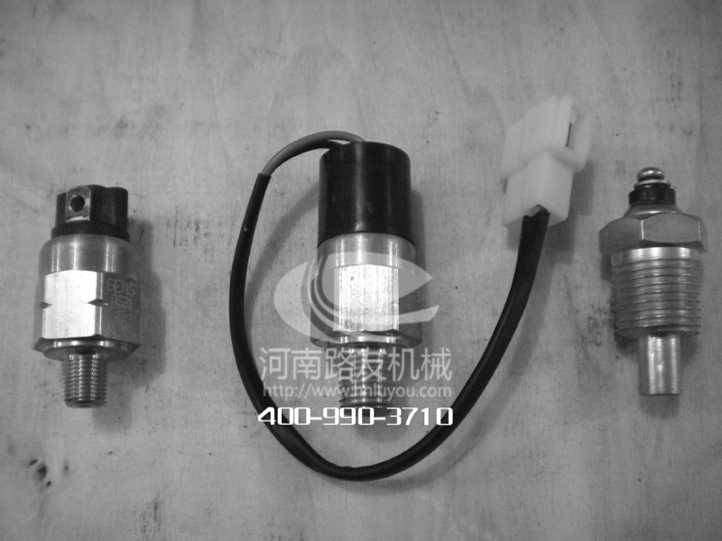 天博官方(中国)总部压路机配件---传感器