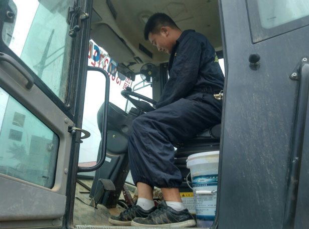 天博官方(中国)总部道路服务检车车辆制动系统