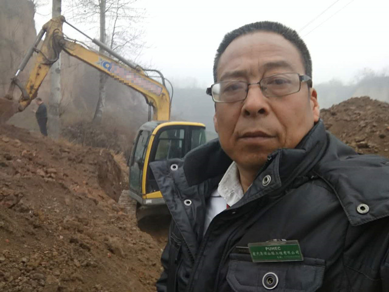 河南天博官方(中国)总部挖掘机客户代表 400-990-3710