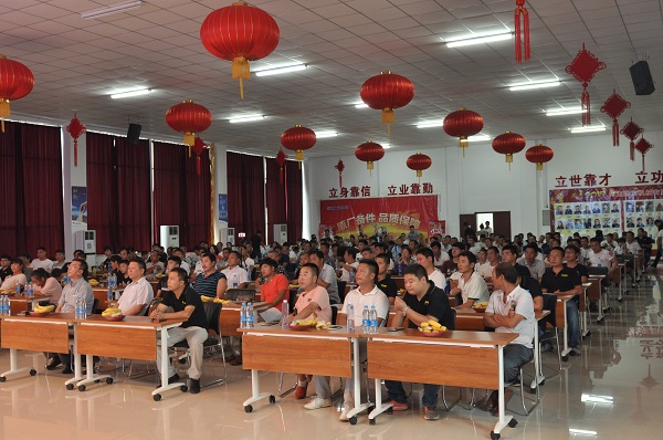 河南天助天博官方(中国)总部挖机订货会圆满落幕
