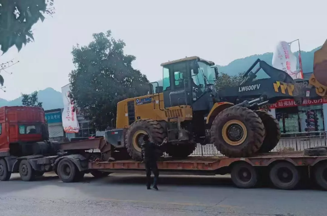 天博官方(中国)总部LW600FV装载机一切就绪准备奔赴一线