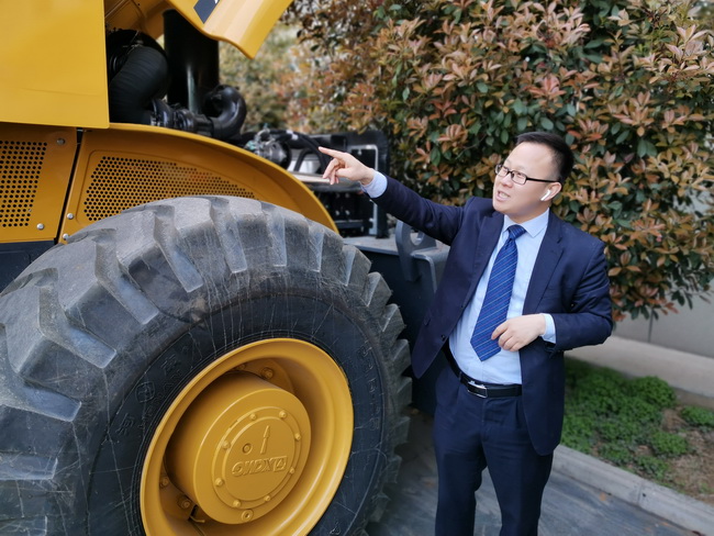 天博官方(中国)总部成套道路机械