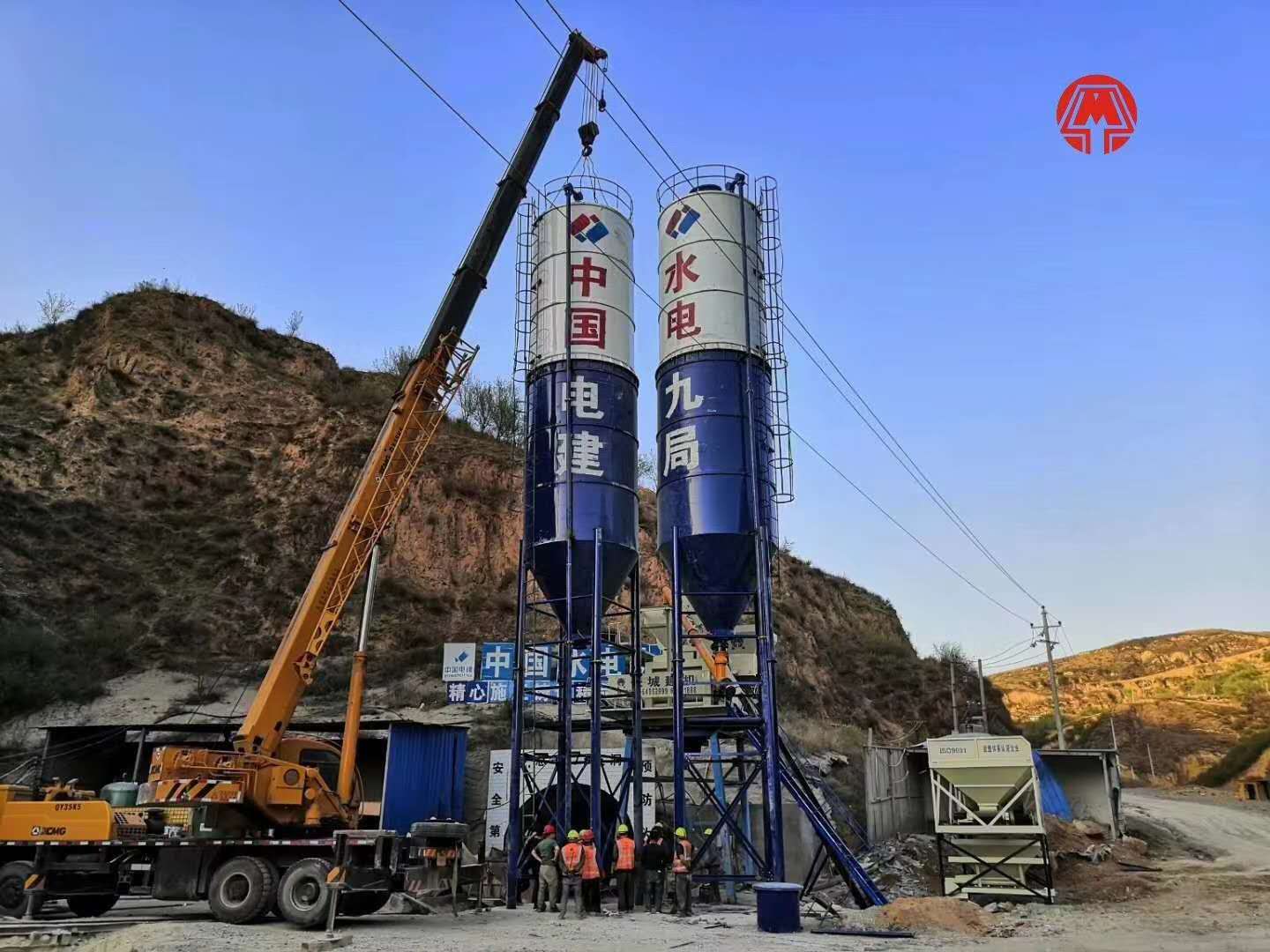 天博官方(中国)总部QY35K5起重机助力中国水电50站有序安装