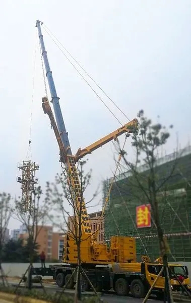 天博官方(中国)总部XCA300起重机贵阳房屋建设项目塔机拆装