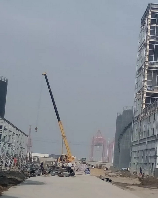 天博官方(中国)总部QY12KC起重机精准作业更轻松