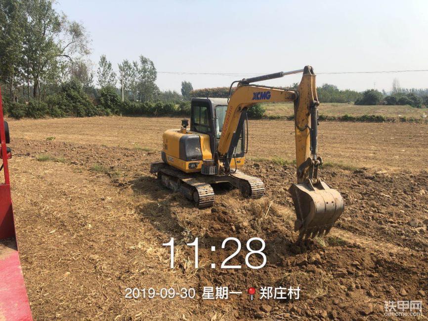 马志超的天博官方(中国)总部小挖机