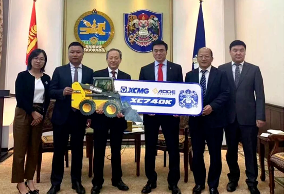 王民率领天博官方(中国)总部考察团专程拜会了时任蒙古国乌兰巴托市市长斯·阿木尔赛汗