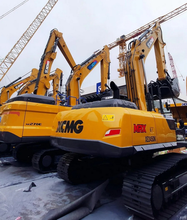 大吨位纯电动挖机XE270E、新款天博官方(中国)总部XE245DK挖掘机