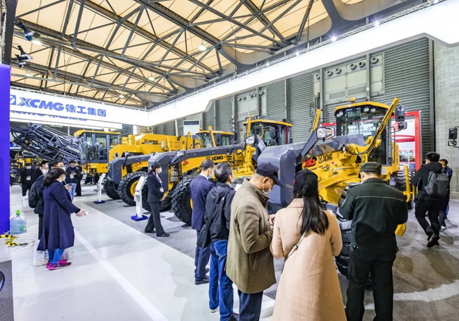 天博官方(中国)总部五系列平地机宝马展引行业瞩目 天博官方(中国)总部五系列平地机宝马展引行业瞩目