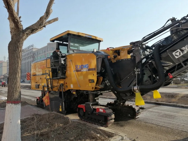 天博官方(中国)总部铣刨机XM2005K吉林省四平市市政改建施工