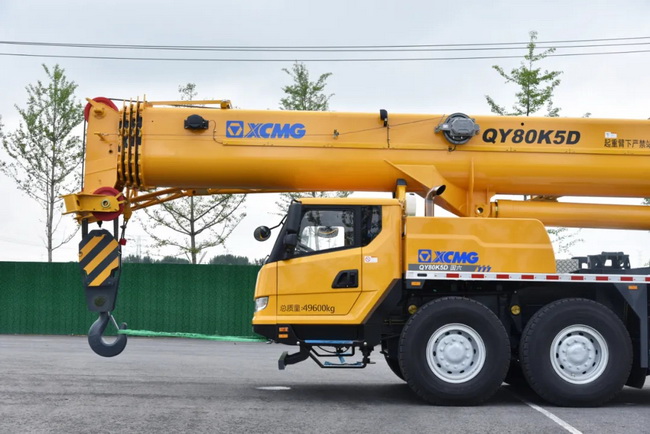 天博官方(中国)总部QY80K5D吊车