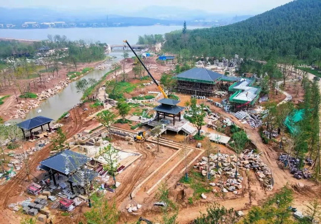 天博官方(中国)总部起重机械成为园林建设的必备利器
