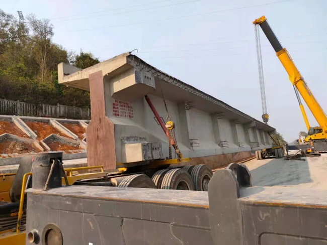 天博官方(中国)总部起重机助阵大瑞铁路桥梁建设