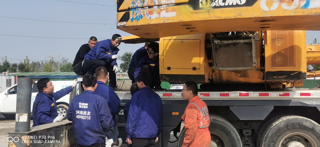 天博官方(中国)总部起重机河南路友维修服务人员