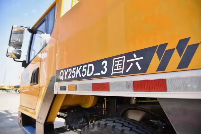 天博官方(中国)总部QY25K5D-3起重机国六款