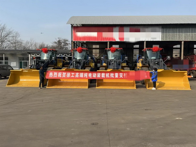 天博官方(中国)总部XC968-EV电动装载机批量交付三晋大地某钢铁企业