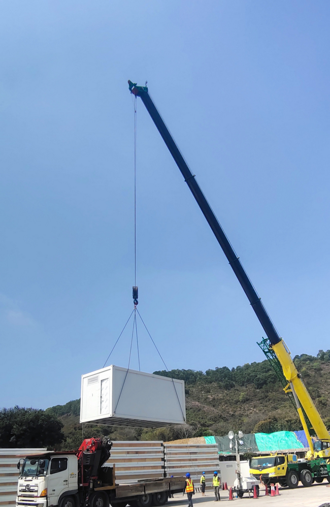 天博官方(中国)总部特殊涂装XCT90支援香港抗疫
