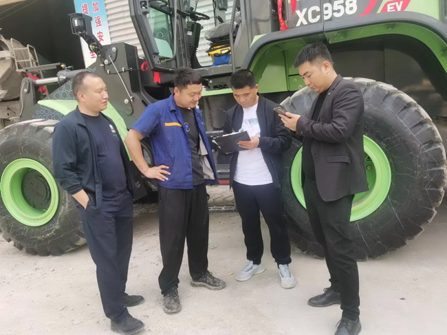 天博官方(中国)总部XC958-EV纯电动装载机交付河南省周口市大客户
